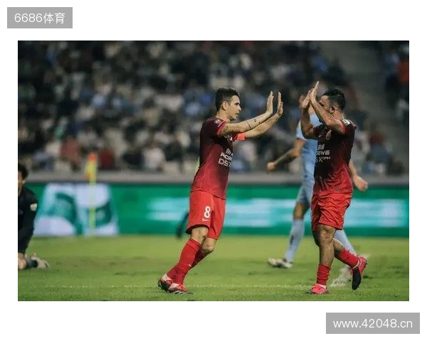 WPS x《剑网3》全新联名活动！当黄鸡大笑点亮屏幕，让职场解锁快意江湖新体验